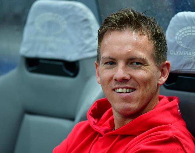 1619219612337032113.jpg 797086401918664715.jpg